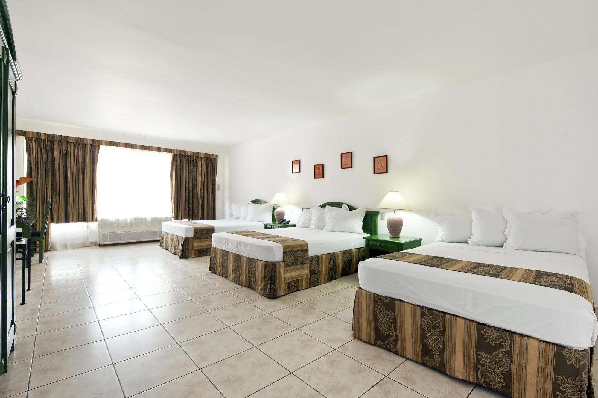 Hotel Casa Real Манагуа Екстериор снимка